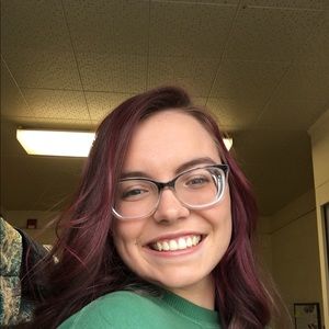 Meet your Posher, Caroline